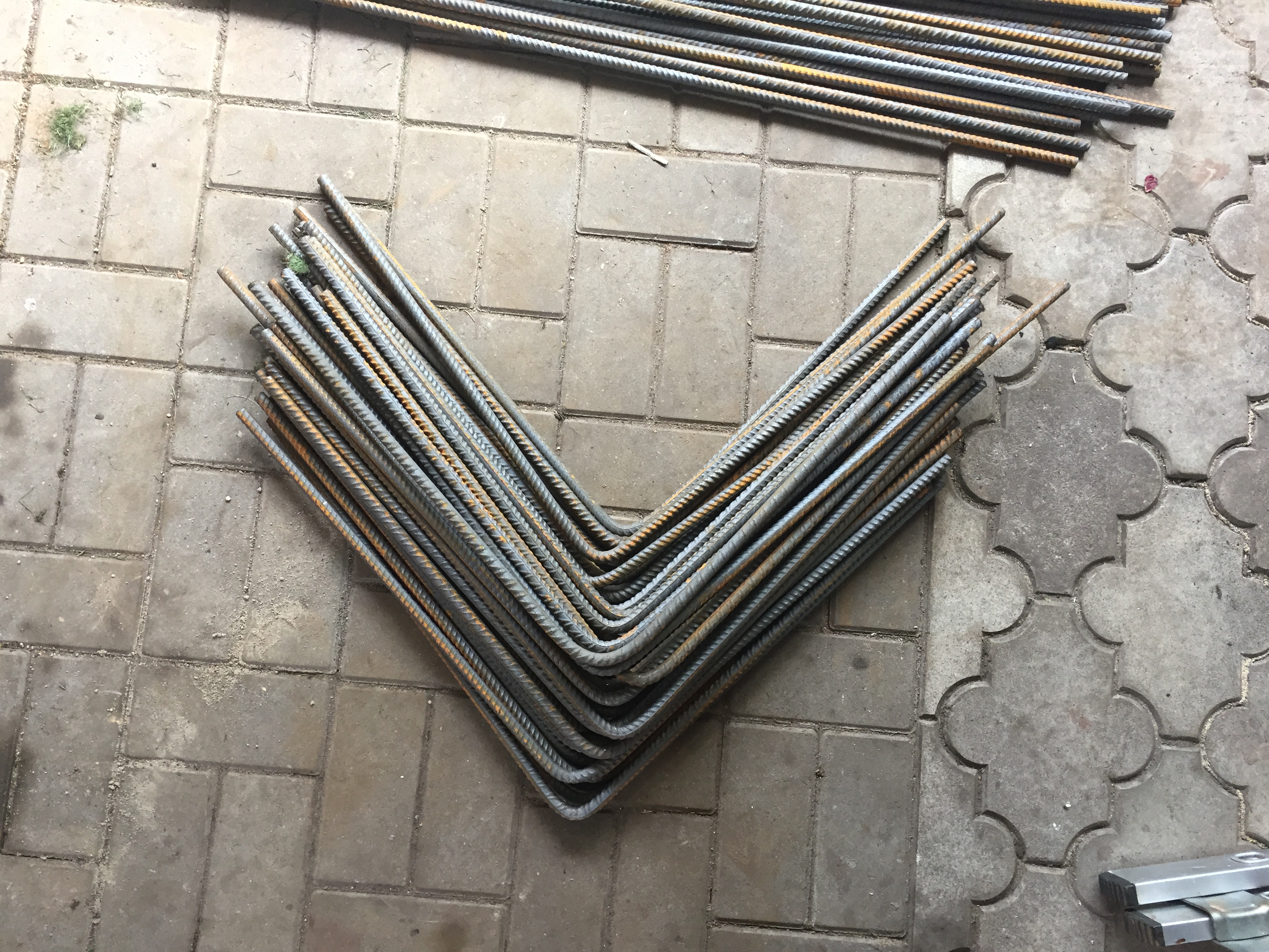 strzemiona zbrojeniowe.