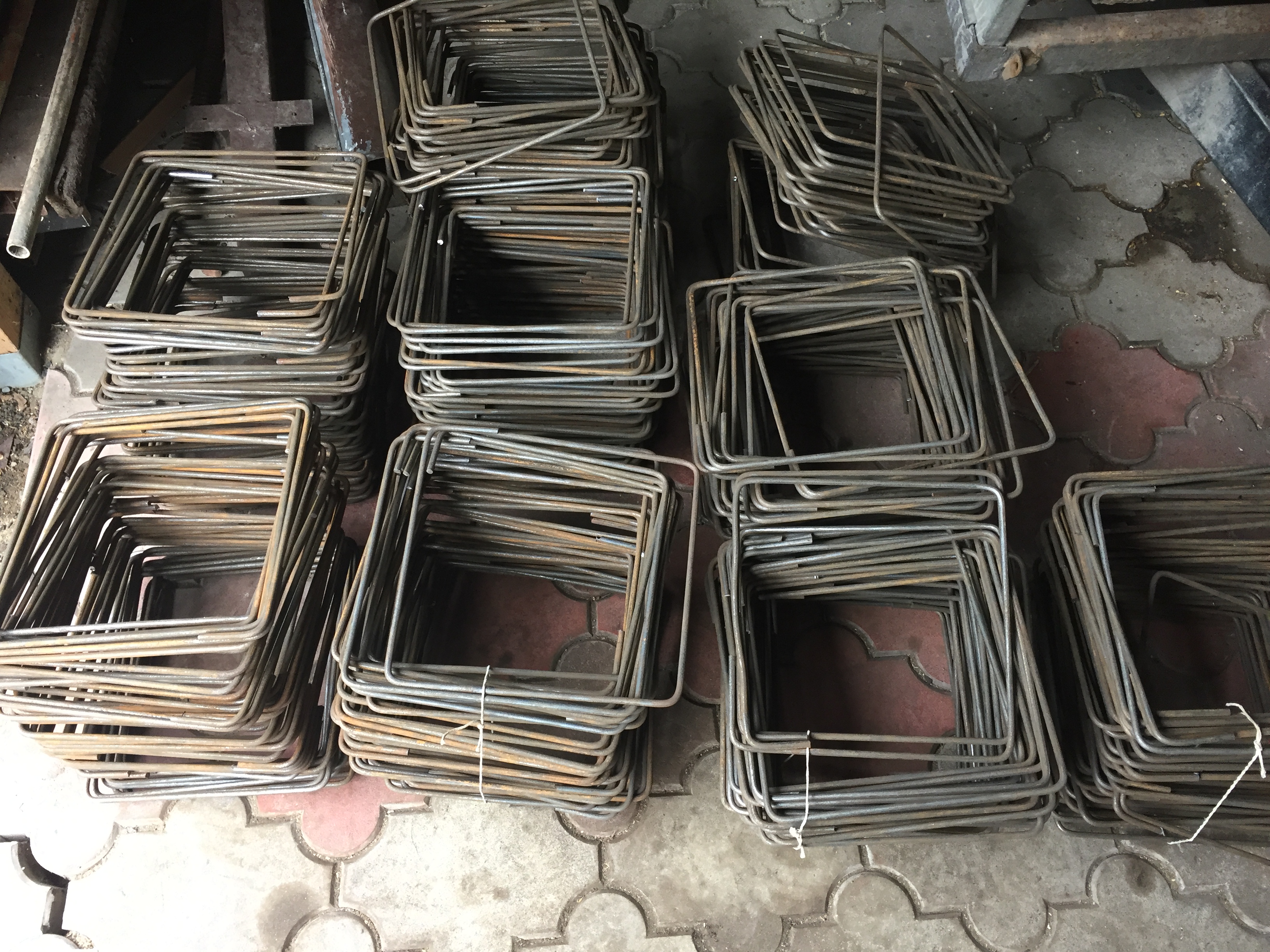 strzemiona zbrojeniowe.